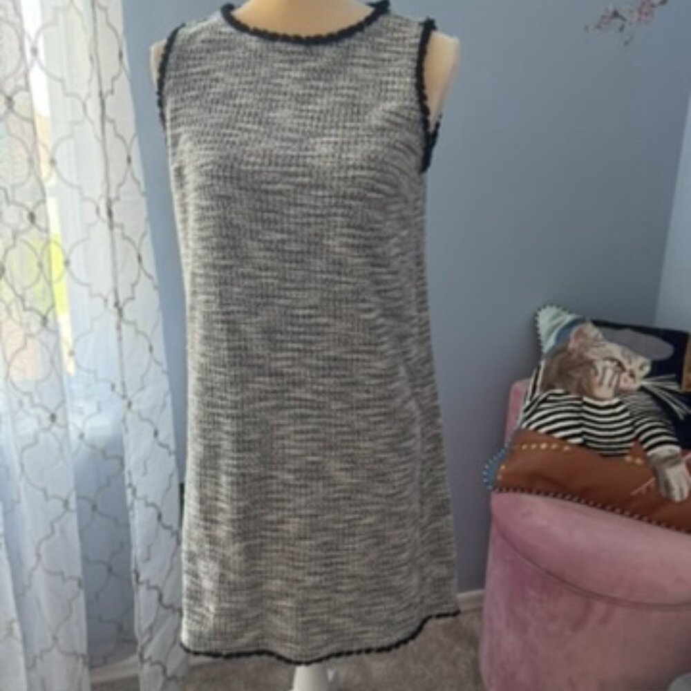 Loft Lightweight Grey And White Shift Dress Small